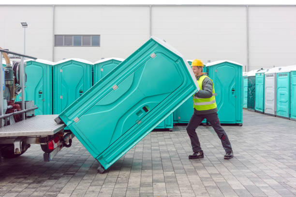 Best Porta potty delivery and setup  in Vinton, VA